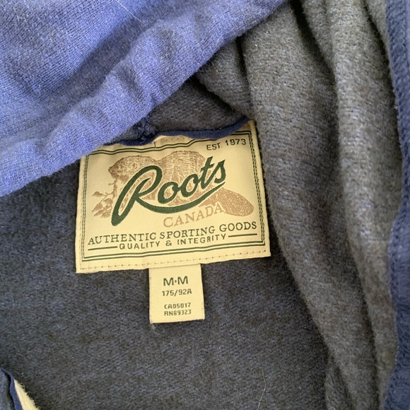 Roots Navy Quarter Zip Sweater - Picture 4 of 4